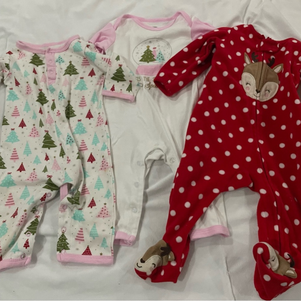 NB/0-3m Christmas Bundle